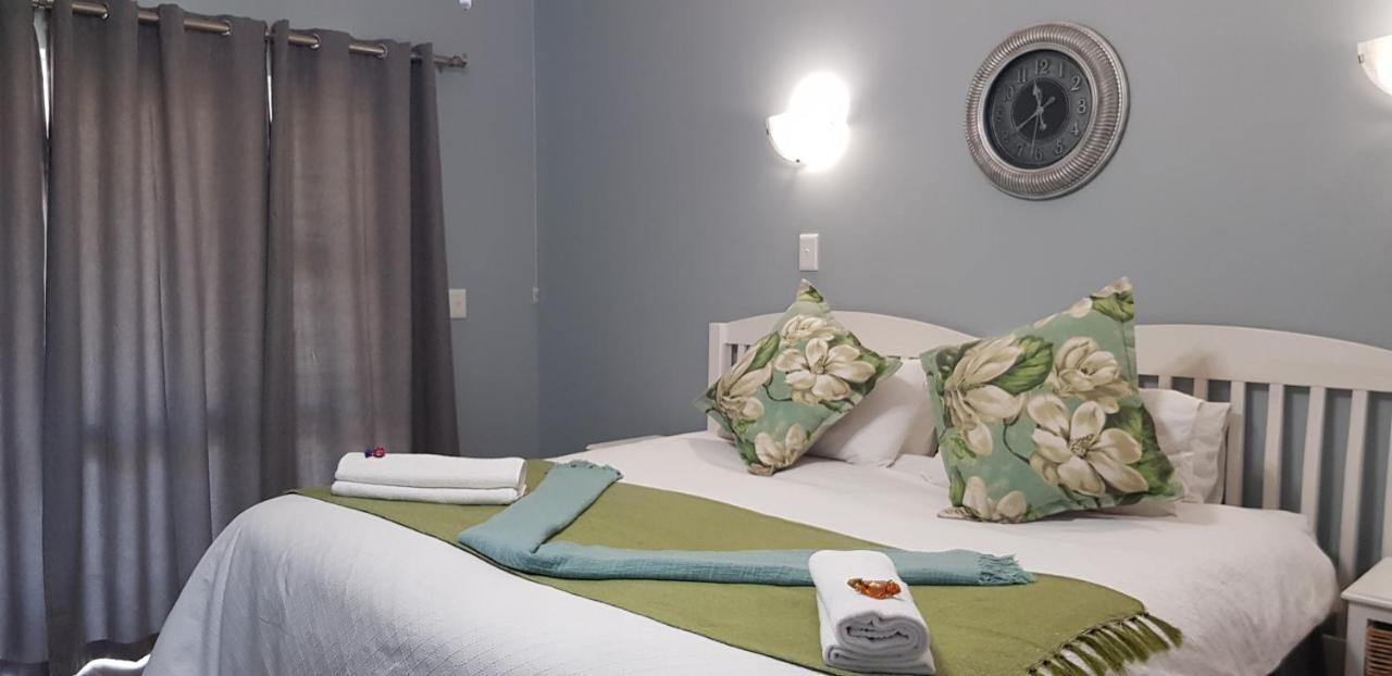 Graceland Guesthouse Potchefstroom Extérieur photo