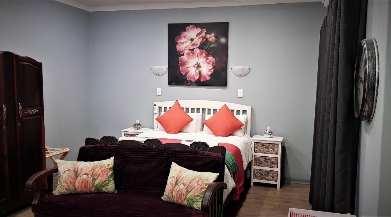 Graceland Guesthouse Potchefstroom Extérieur photo