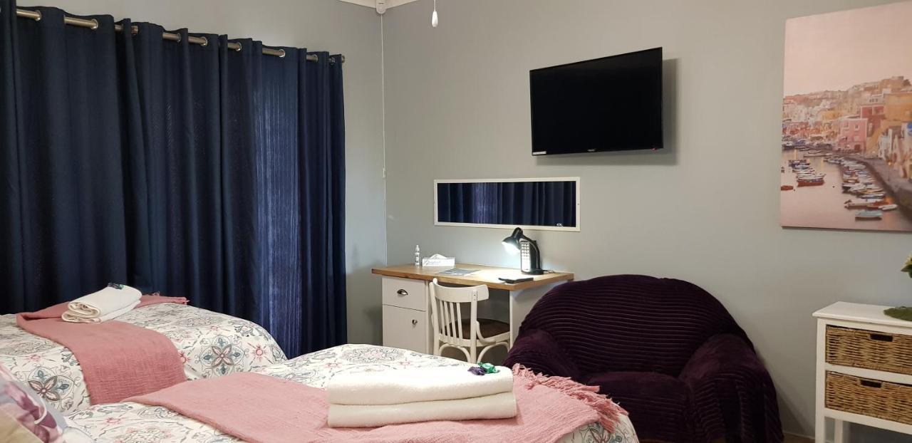 Graceland Guesthouse Potchefstroom Extérieur photo