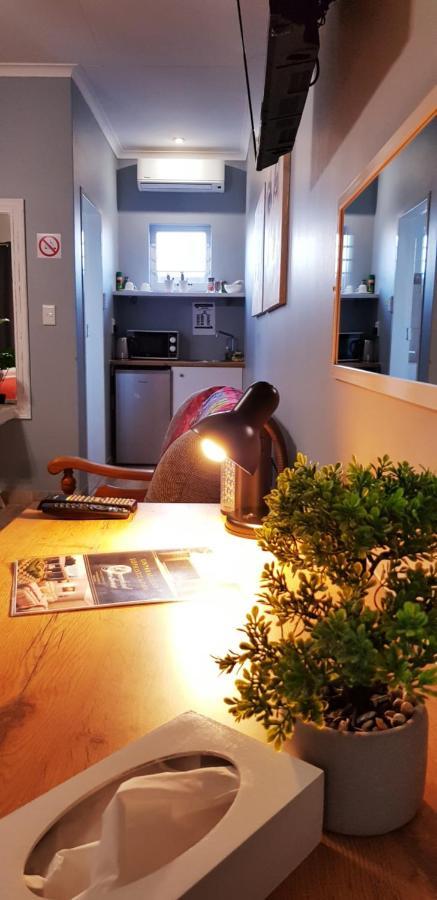 Graceland Guesthouse Potchefstroom Extérieur photo